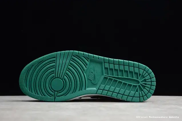 Official Maikesneakers White 553558-113 Green Jordan Mystic Air Low Black 1 0505